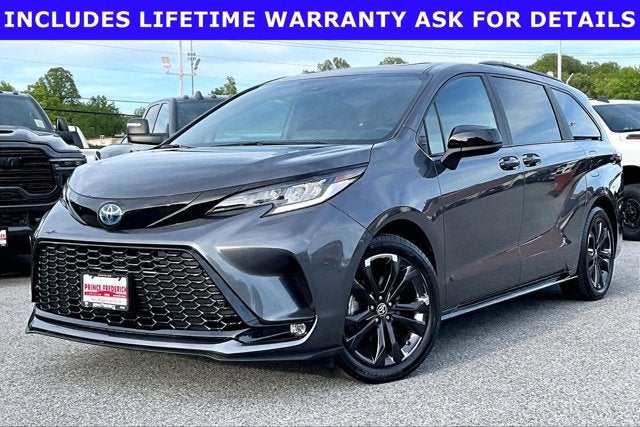 2025 Toyota Sienna XSE