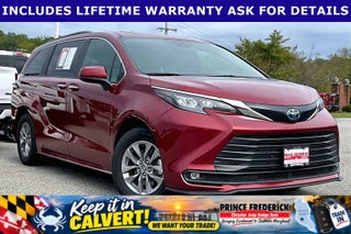 2025 Toyota Sienna XLE