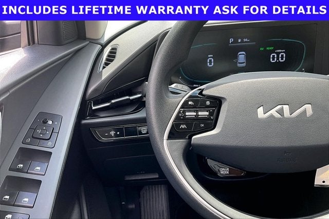 2023 Kia Niro LX