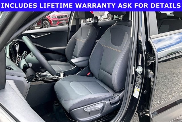2023 Kia Niro LX
