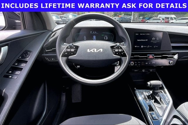 2023 Kia Niro LX