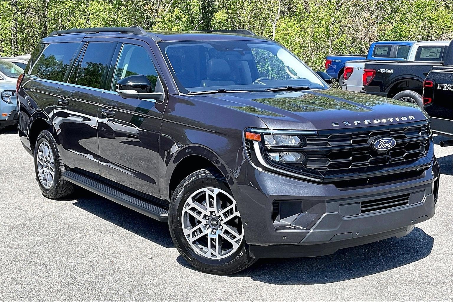 2025 Ford Expedition Max Active