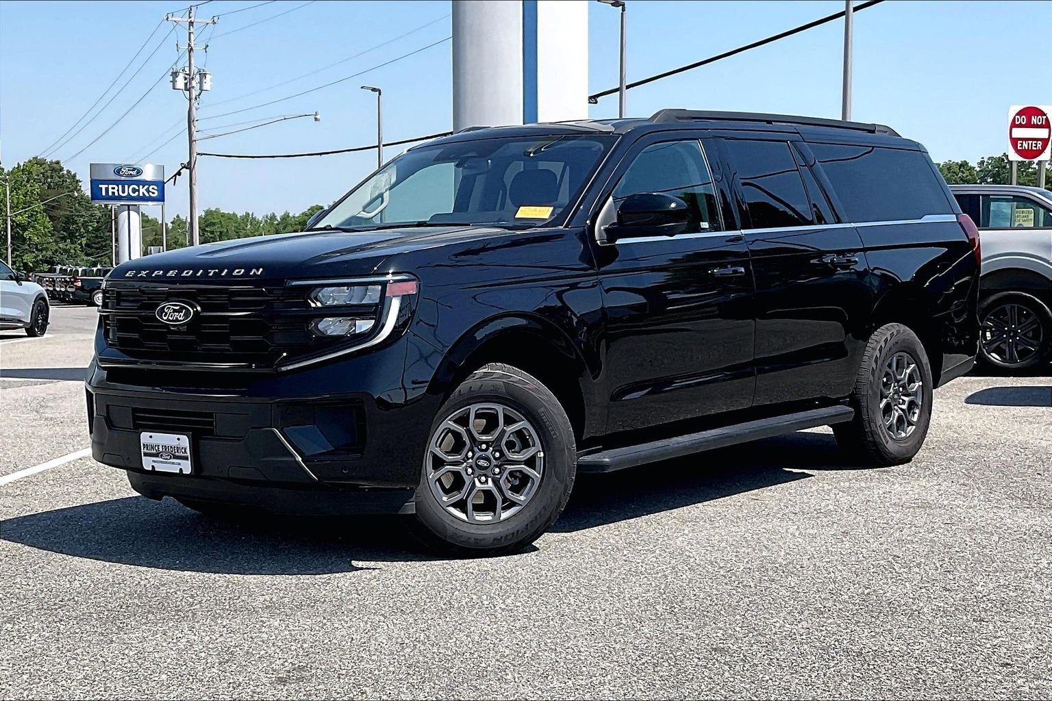 2025 Ford Expedition Max Active