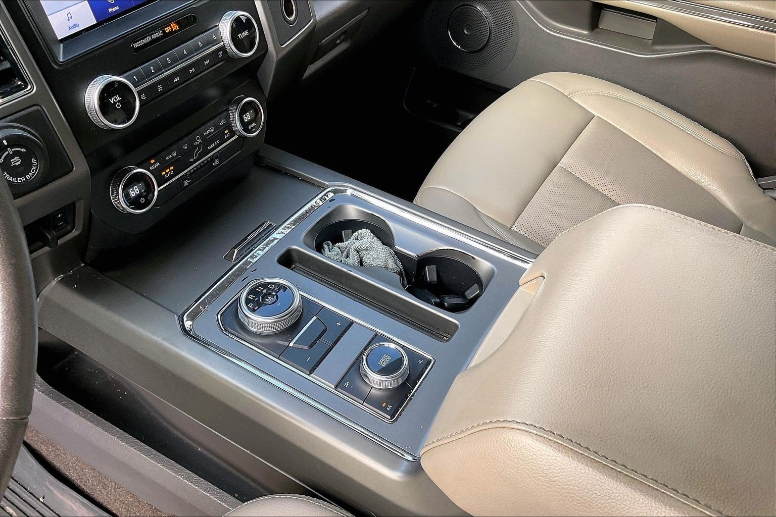 2021 Ford Expedition Max XLT