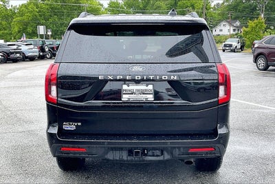 2025 Ford Expedition Active