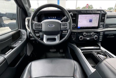 2023 Ford Super Duty F-450 DRW LARIAT