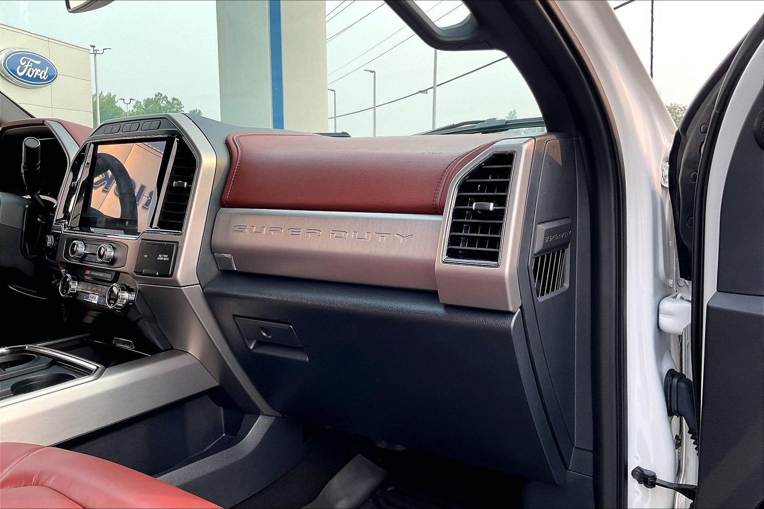 2022 Ford Super Duty F-450 DRW Platinum