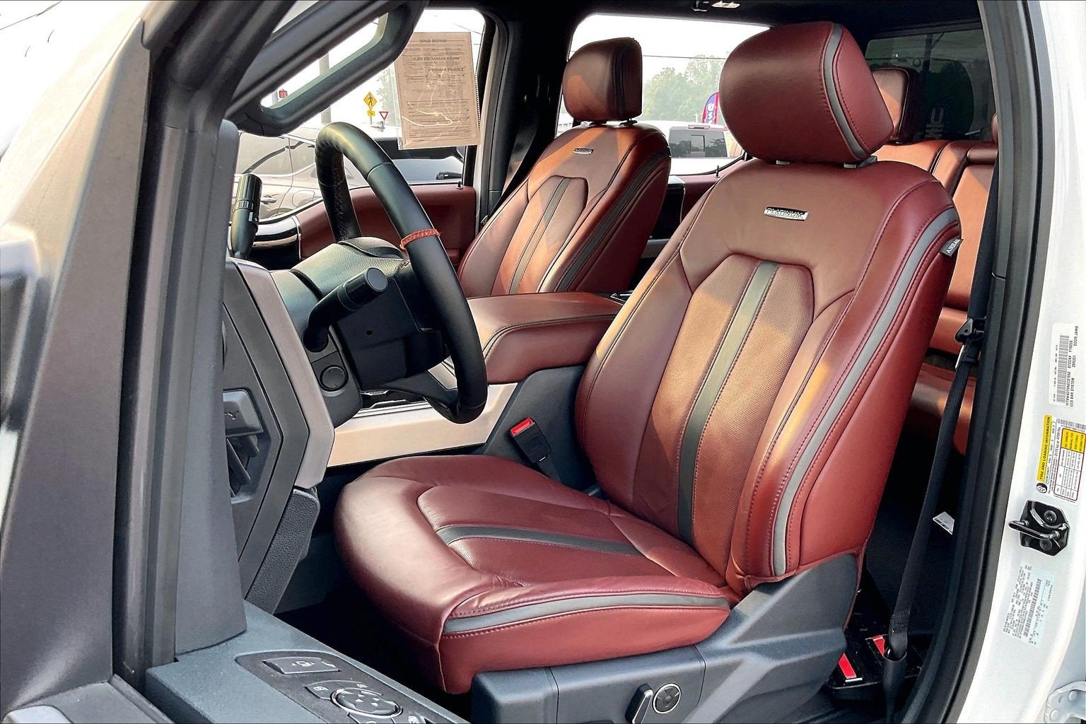 2022 Ford Super Duty F-450 DRW Platinum