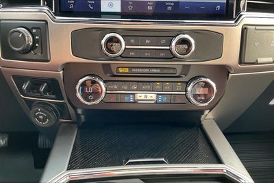 2022 Ford Super Duty F-450 DRW Platinum
