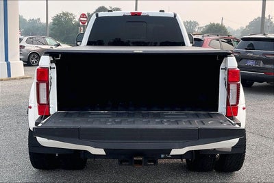 2022 Ford Super Duty F-450 DRW Platinum