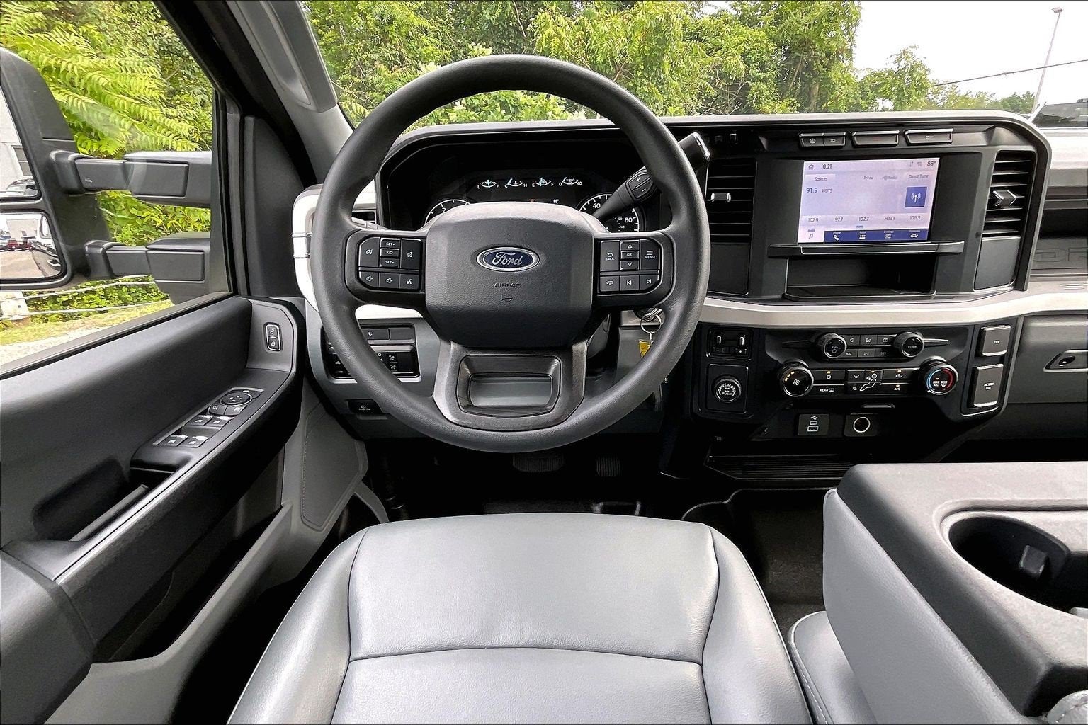 2024 Ford Super Duty F-350 SRW XL