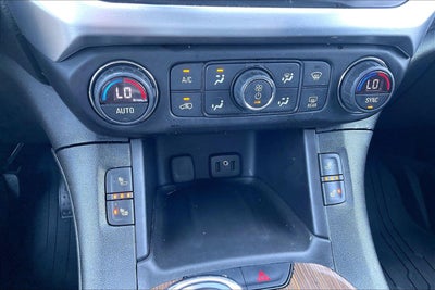 2017 GMC Acadia SLE