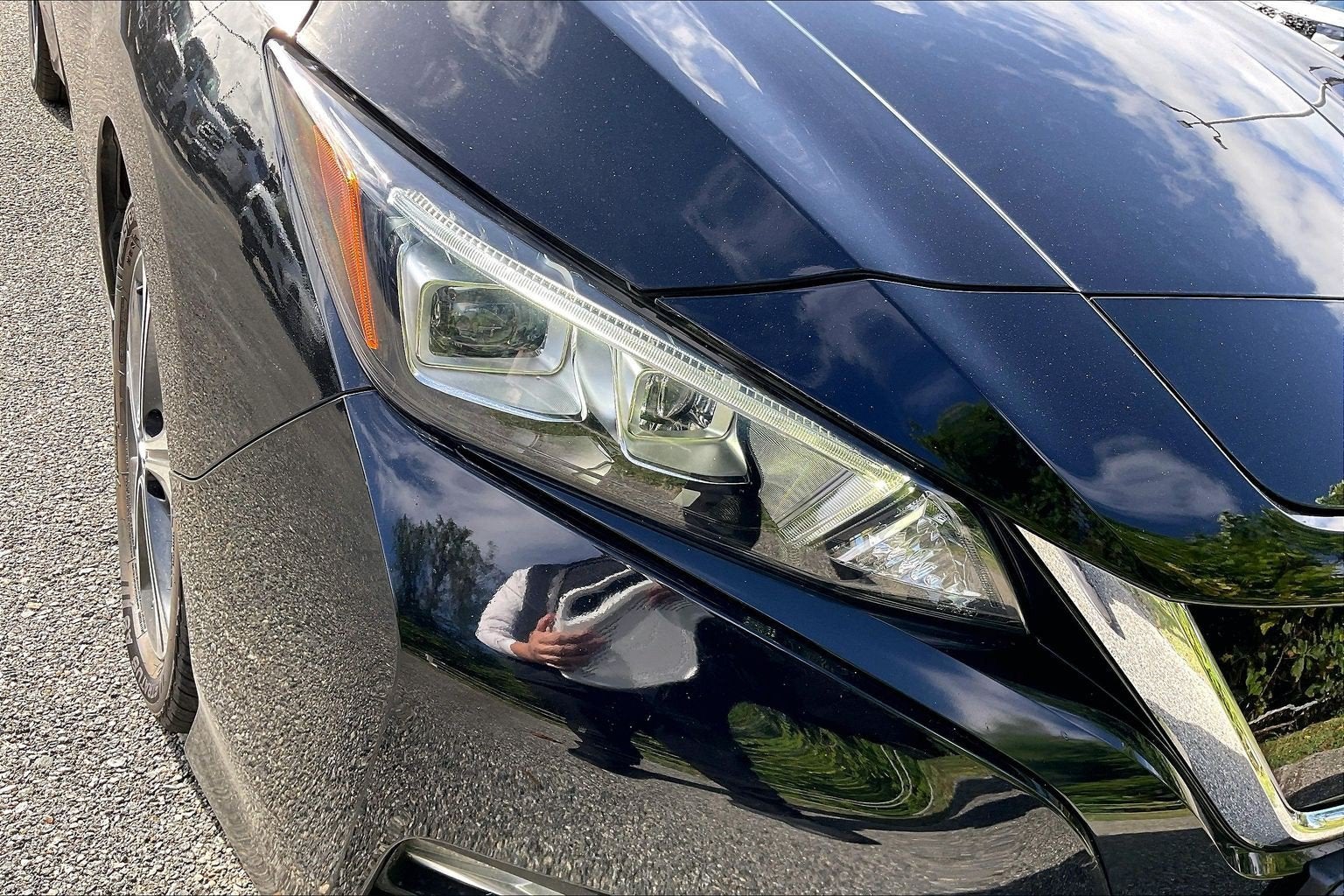 2022 Nissan LEAF SV