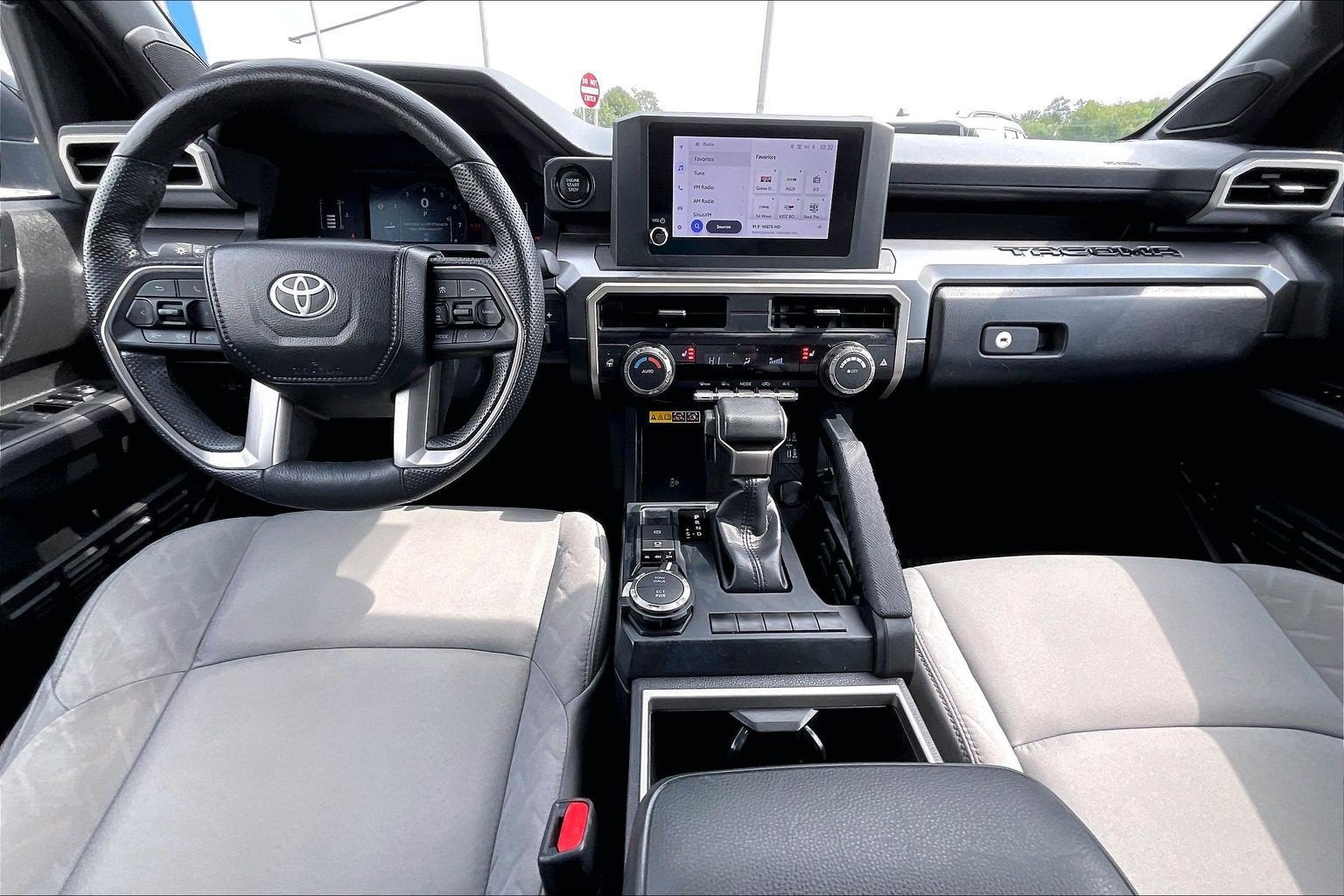 2024 Toyota Tacoma 4WD SR5