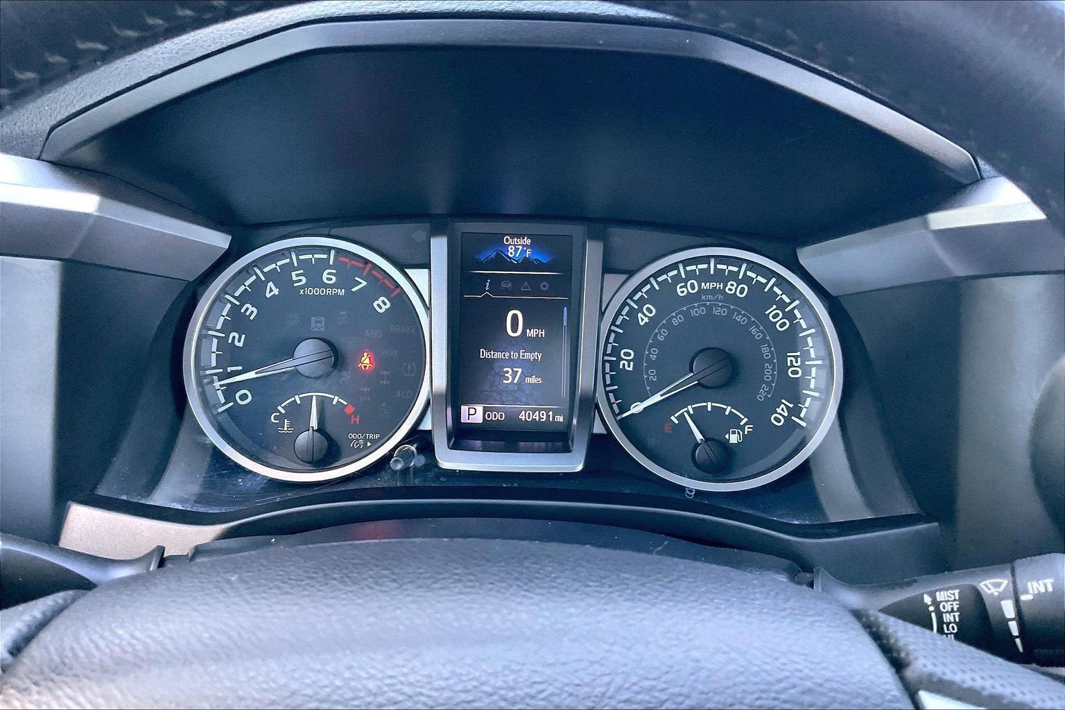 2022 Toyota Tacoma 4WD SR5