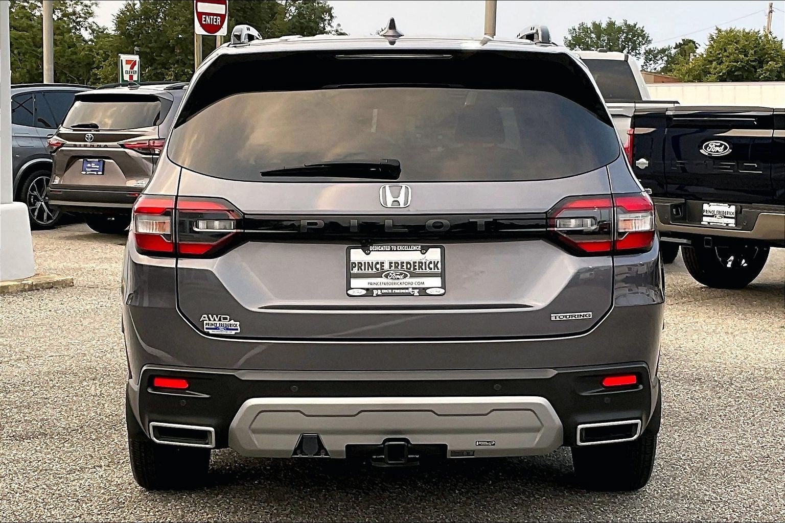 2025 Honda Pilot Touring
