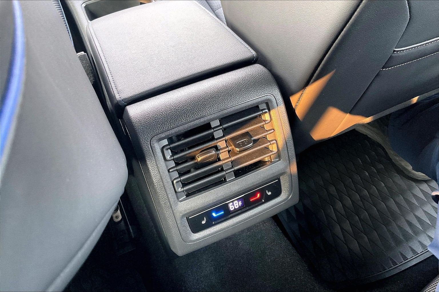 2023 Volkswagen Golf R 20th Anniversary Edition