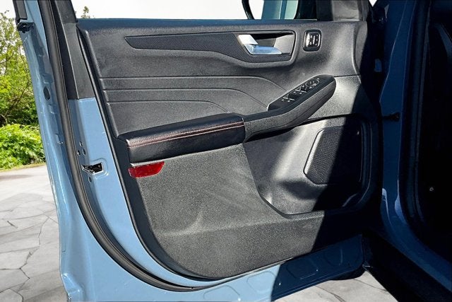 2025 Ford Escape ST-Line Elite