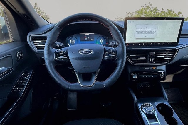 2025 Ford Escape ST-Line Elite