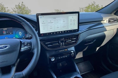 2025 Ford Escape ST-Line Elite