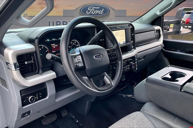 2026 Ford Super Duty F-350 DRW XLT