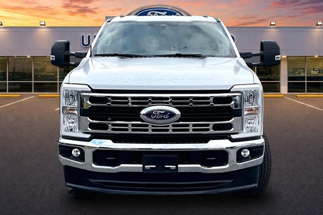 2026 Ford Super Duty F-350 DRW XLT