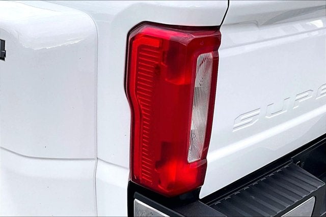 2026 Ford Super Duty F-350 DRW XLT