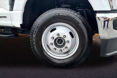 2026 Ford Super Duty F-350 DRW XLT