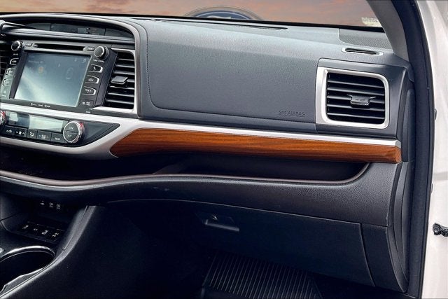 2018 Toyota Highlander Limited Platinum