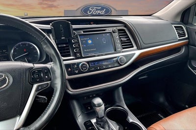 2018 Toyota Highlander Limited Platinum