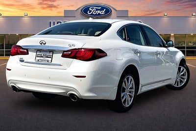 2019 INFINITI Q70 3.7 LUXE