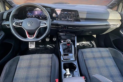2024 Volkswagen Golf GTI 380 SE