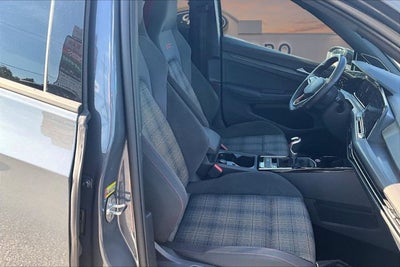 2024 Volkswagen Golf GTI 380 SE