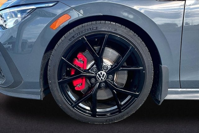 2024 Volkswagen Golf GTI 380 SE