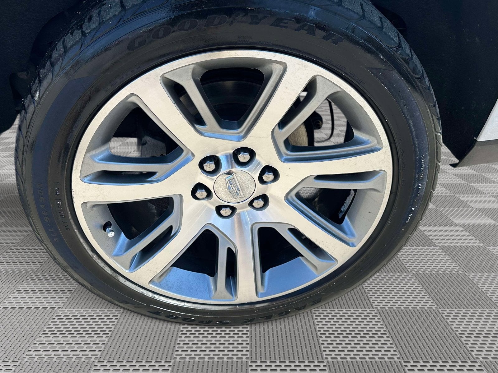 2020 Cadillac Escalade ESV Premium Luxury