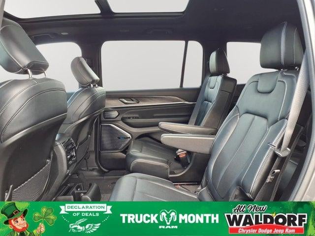 2022 Jeep Grand Cherokee L Overland 4x4