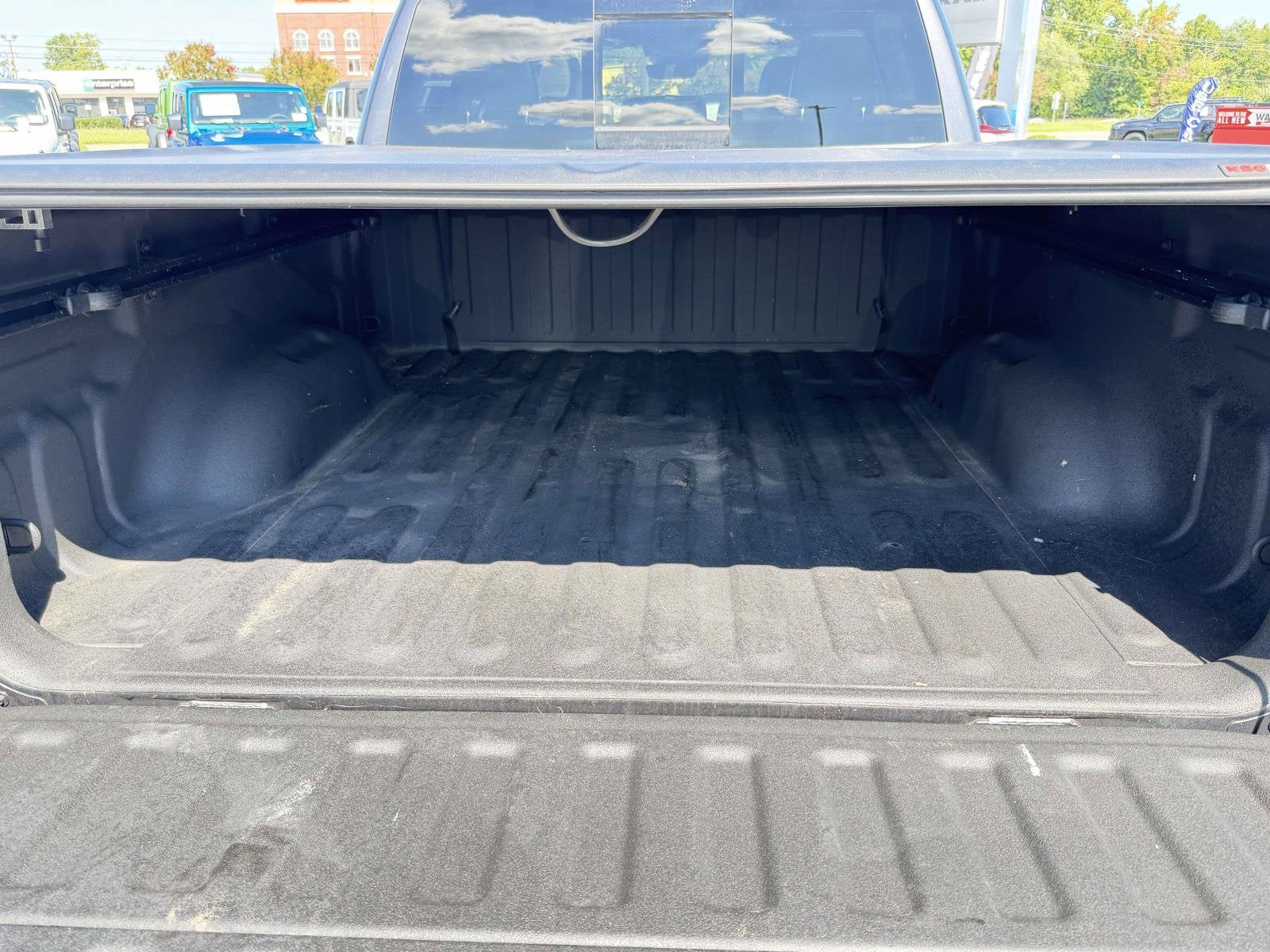 2023 RAM 1500 Laramie Crew Cab 4x4 6'4' Box