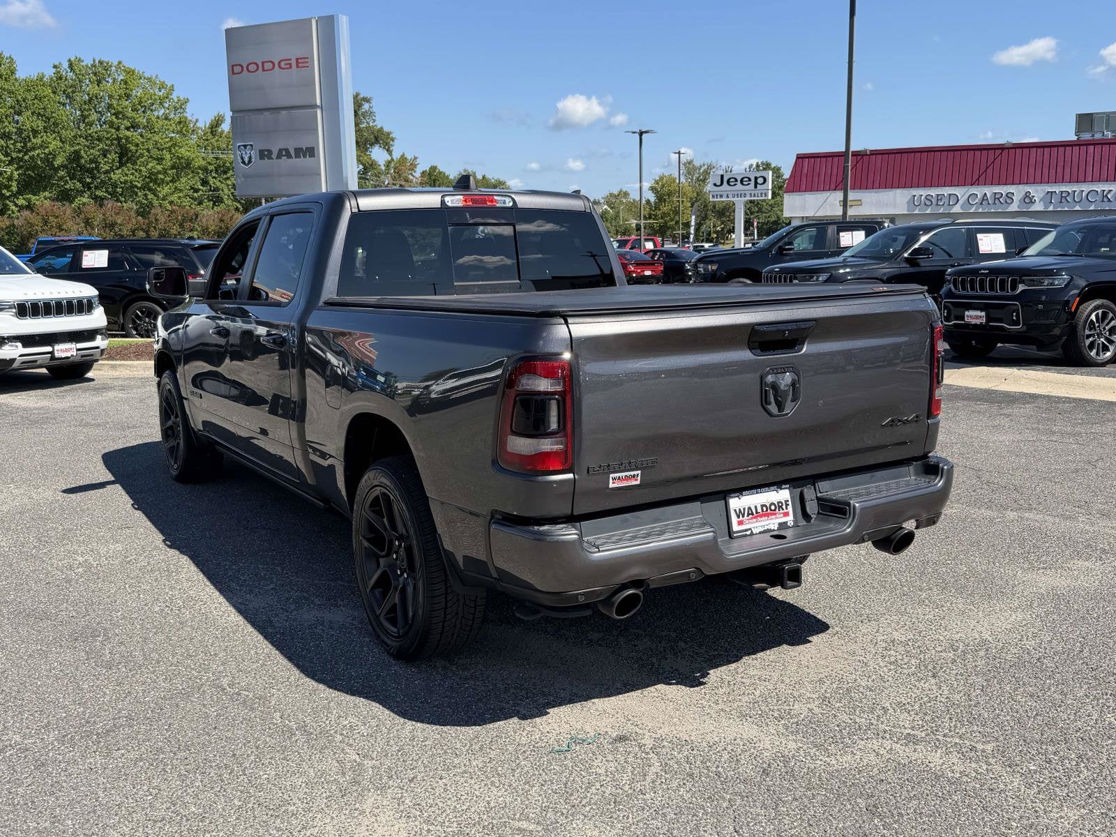 2023 RAM 1500 Laramie Crew Cab 4x4 6'4' Box