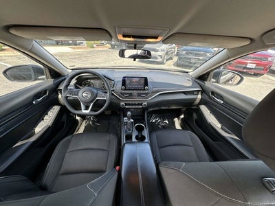 2024 Nissan Altima SV FWD