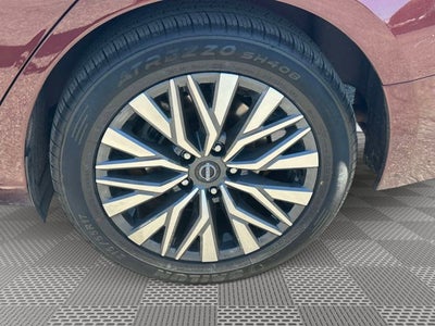 2024 Nissan Altima SV FWD