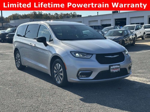 2024 Chrysler Pacifica Hybrid Select