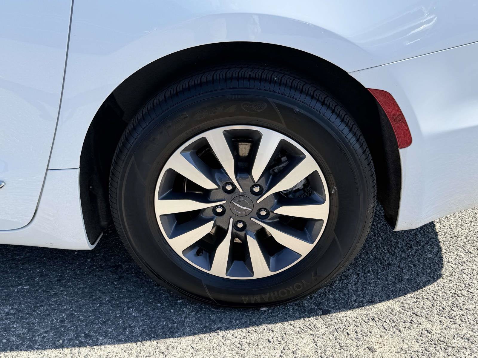 2023 Chrysler Pacifica Hybrid Limited