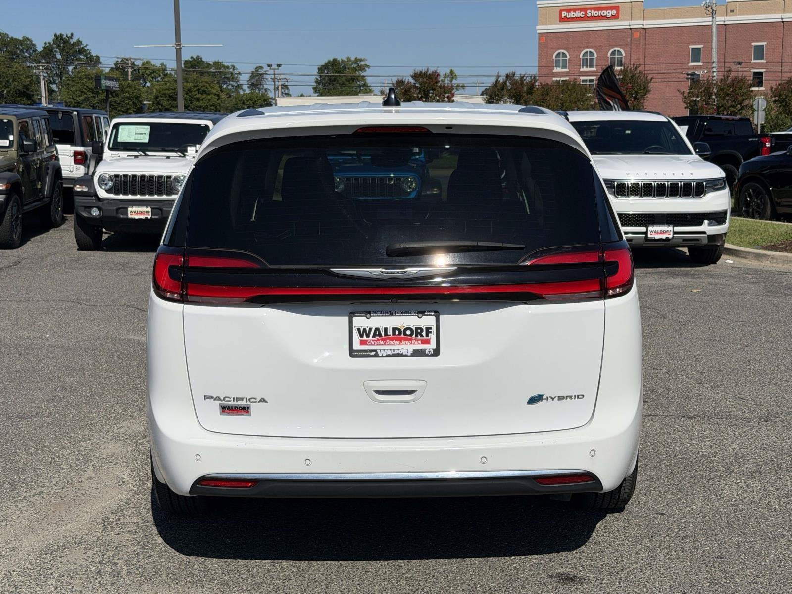 2023 Chrysler Pacifica Hybrid Limited