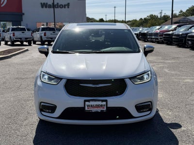 2023 Chrysler Pacifica Hybrid Limited