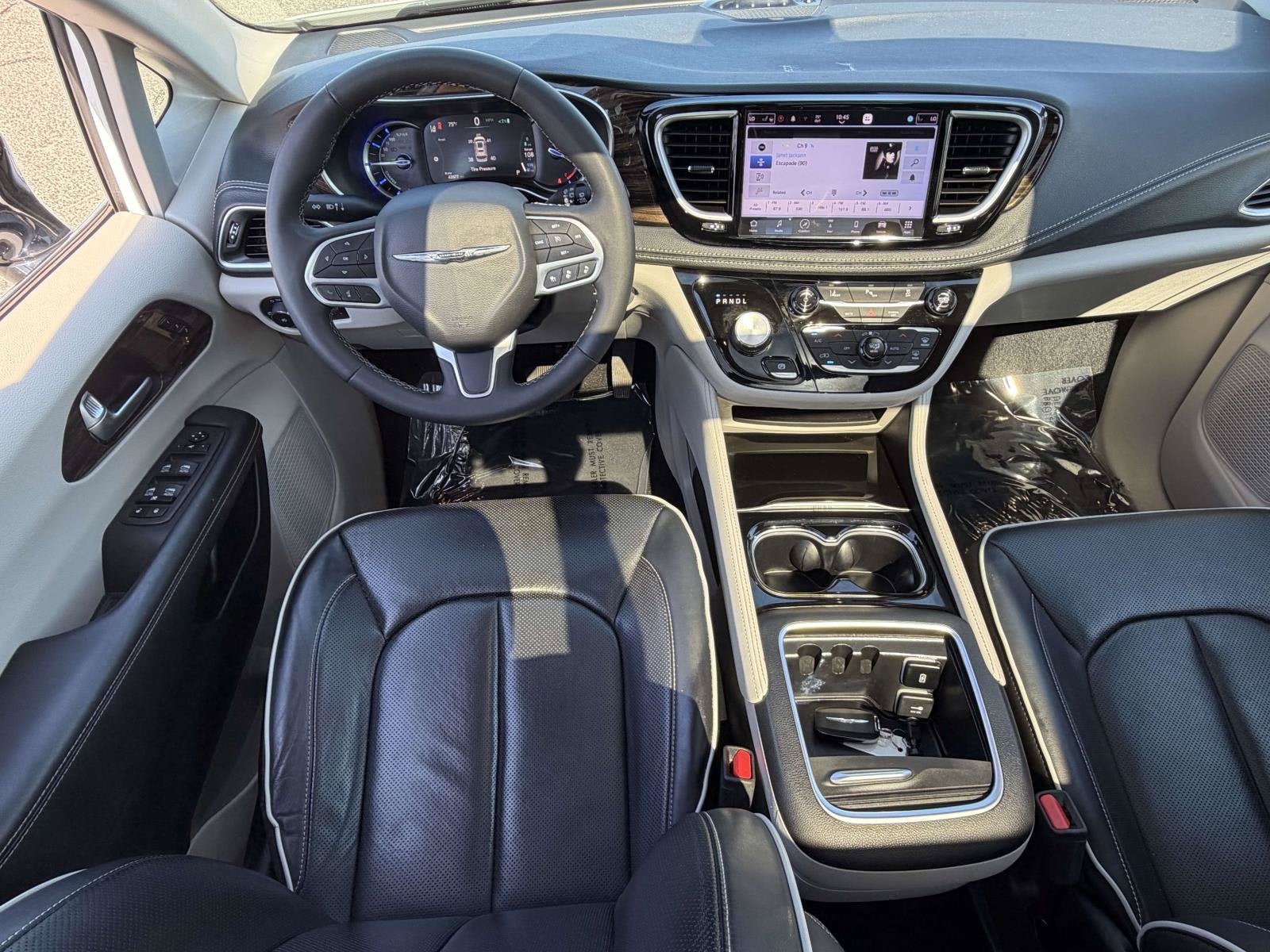 2023 Chrysler Pacifica Hybrid Limited