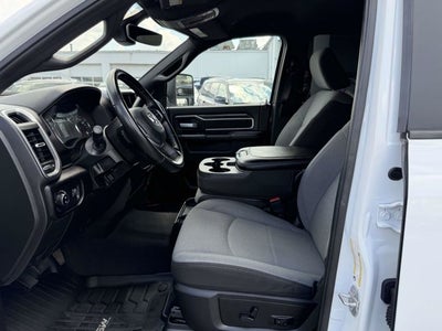 2024 RAM 2500 Big Horn Crew Cab 4x4 8' Box