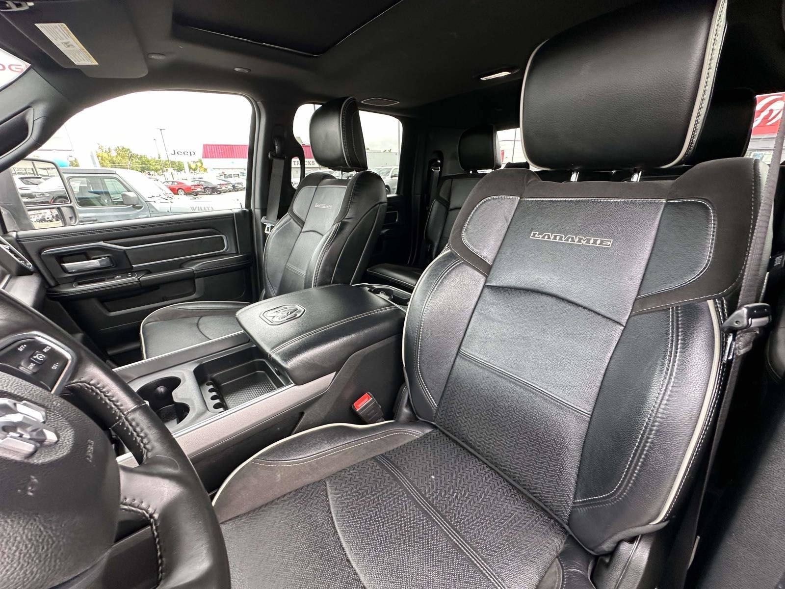 2024 RAM 2500 Laramie Crew Cab 4x4 6'4' Box