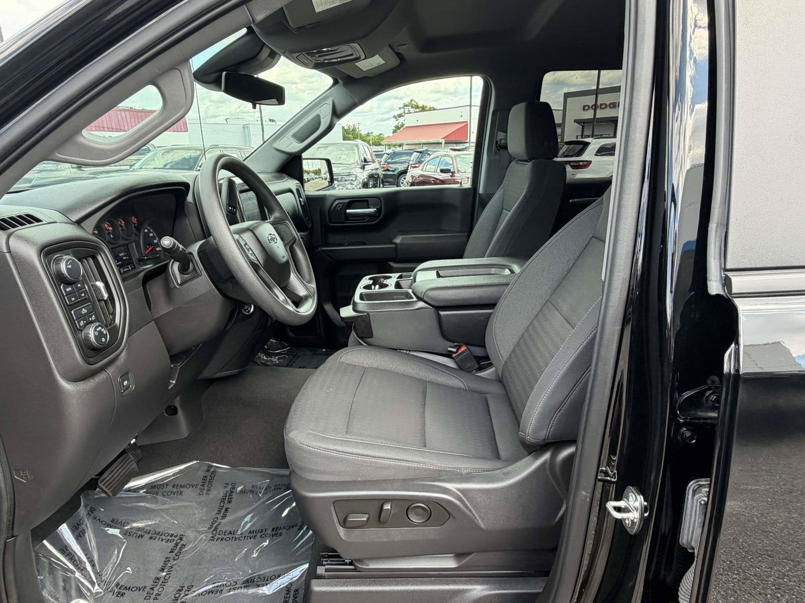 2024 Chevrolet Silverado 1500 4WD Crew Cab Short Bed Custom Trail Boss