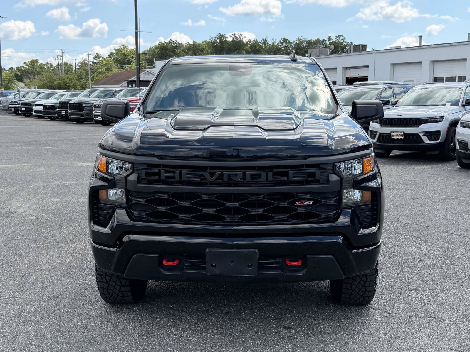2024 Chevrolet Silverado 1500 4WD Crew Cab Short Bed Custom Trail Boss