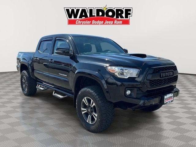 2017 Toyota Tacoma SR V6